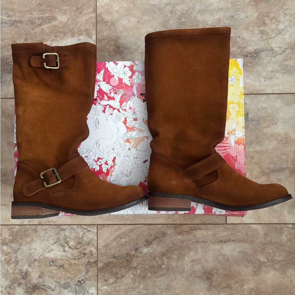 NIB Chinese Laundry Brown Leather Tall Boot